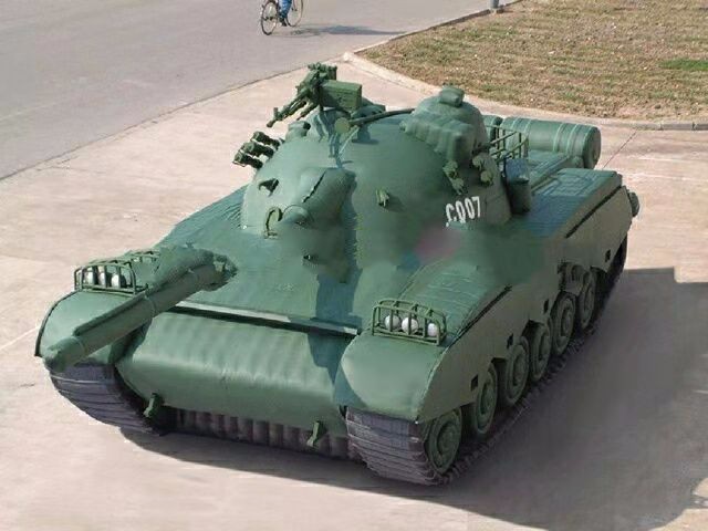 伊吾小型军事坦克